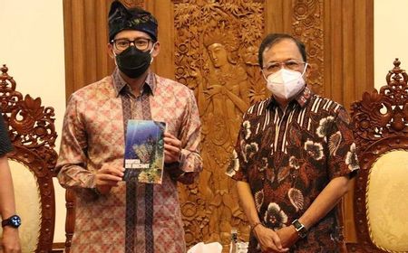 Tak Ada Istilah Wisata Halal, Sandiaga Janji di Depan Koster Dukung 100 Persen Pariwisata Berbasis Budaya Bali