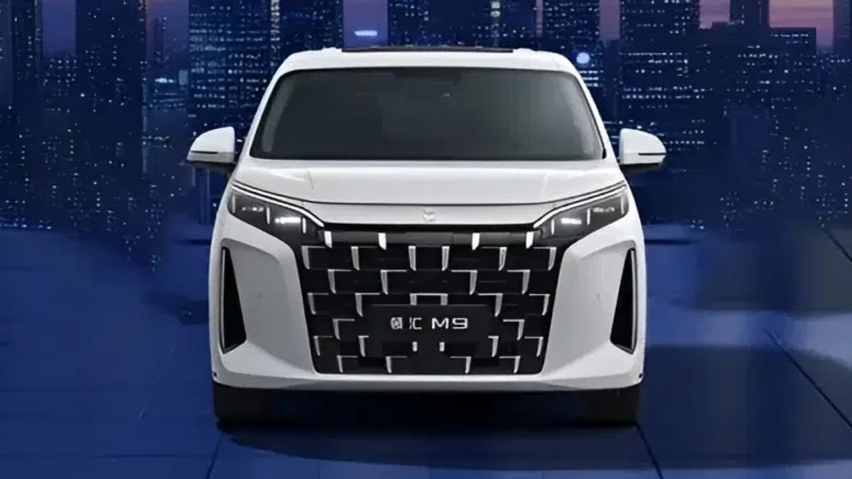 BYD Introduces New Linghui M9 MPV, 7 Passenger PHEV for China's Ride Hailing Fleet