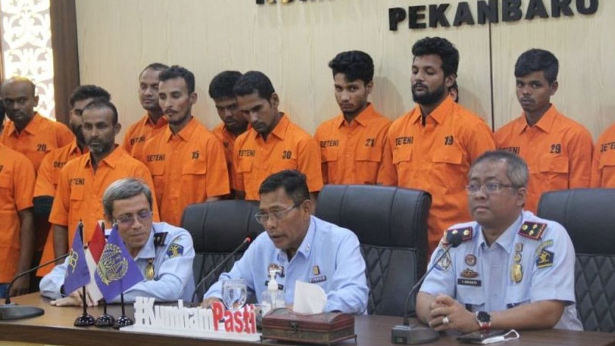 43 Bangladeshi Citizens Are Secured At The Pekanbaru Rudenim