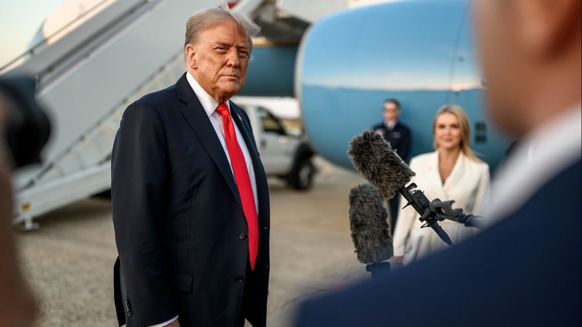 Trump Klaim Iran Setuju Menyerahkan Uranium yang Diperkaya