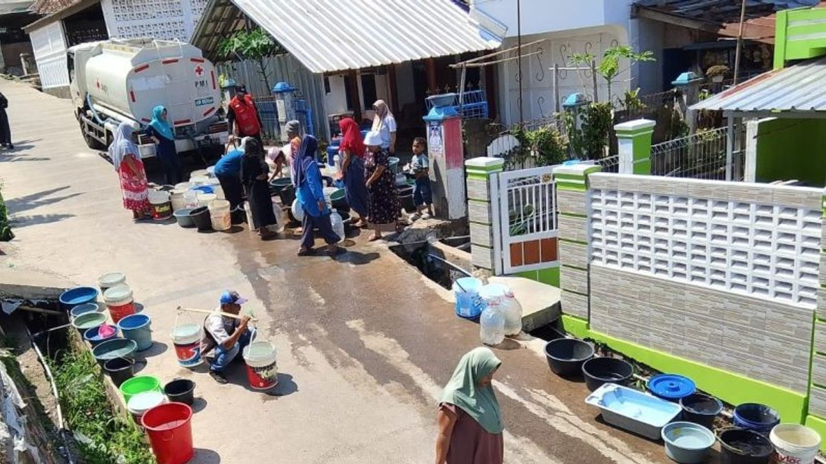 Cianjur difficulté à accéder à l’eau potable, le gouvernement provincial demande de Perumdam et PMI baissez les mains