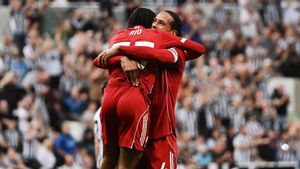 Virgil van Dijk Memuji Debut Sempurna Rio Ngumoha