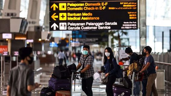 Kata Luhut Naik Pesawat, Kereta Api, Kapal Tak Perlu PCR atau Antigen, Kemenhub Segera Revisi Aturan