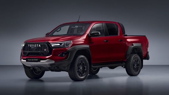 丰田Hilux GR Sport II的坚固皮卡进入英国市场,这是规格