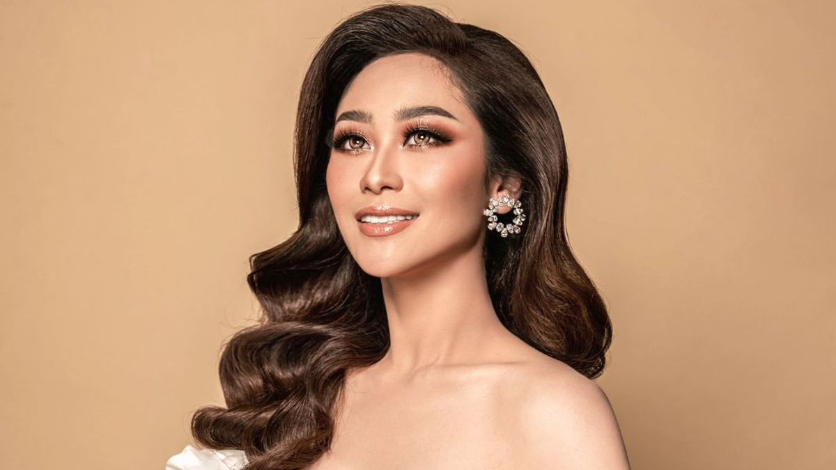 Memegang Lisensi Miss Universe Indonesia, Kenali Sosok Poppy Capella dalam 5 Potret