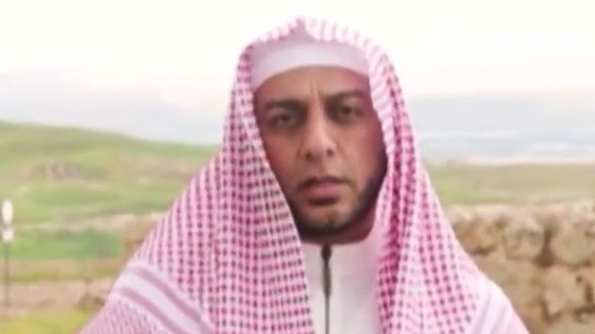 Sheikh Ali Jaber Saved the Man Who Stabbed Him from the Rage of the Crowds