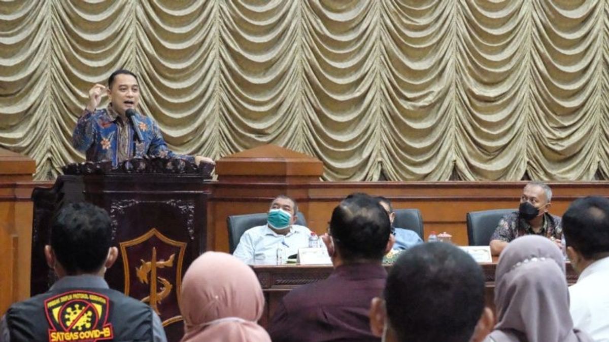 Mayor Eri Cahyadi Evaluates Performance Contracts For Surabaya City Government Officials