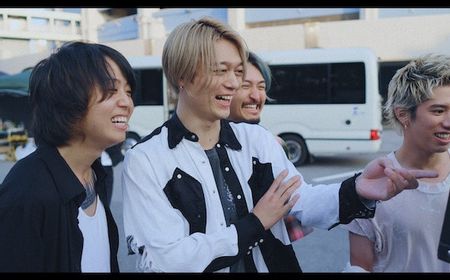 Potret Konser Tanpa Audiens ONE OK ROCK dalam Teaser Film Dokumenter Flip a Coin