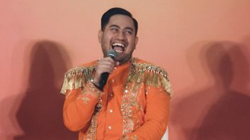 किंग नासर रमजान के दौरान डिजिटल वॉलेट पर भरोसा करते हैं