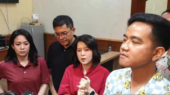 Sambil Makan Risol, Grace Natalie PSI dan Gibran Bicara Soal Politik