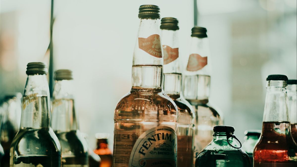 Minta Pemerintah Revisi RUU Minuman Beralkohol, Ketua Fraksi PAN; Miras Mengancam Generasi Milenial 