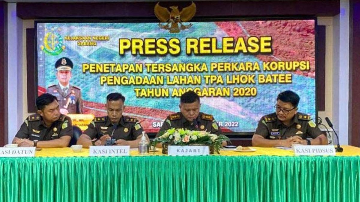 The Suspect In The Corruption Release Of TPA Land Returns Rp. 300 Million To The Sabang Kejari