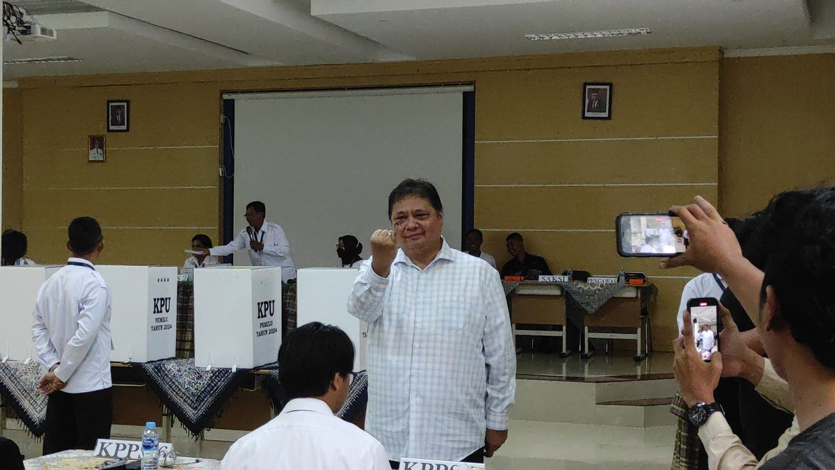 Airlangga Affirms Safe Elections Encourages Increased Investment