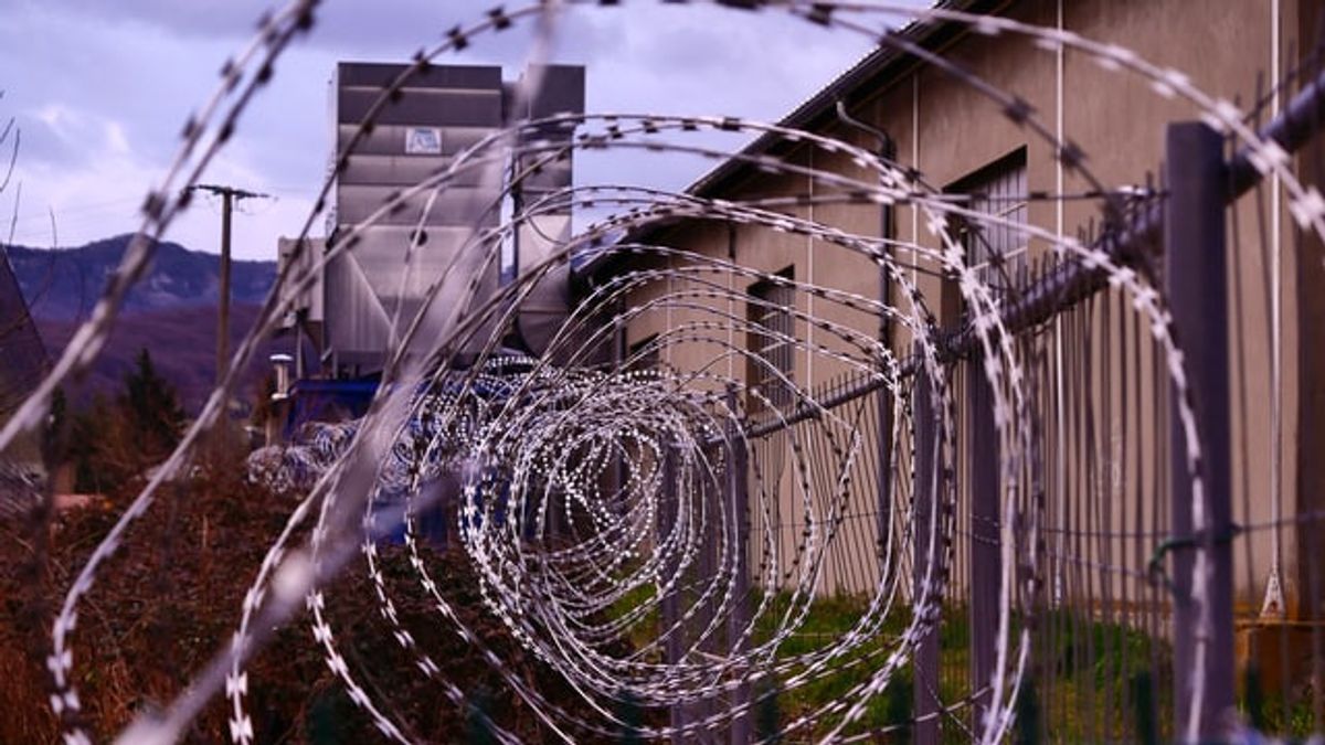 塔拉坎的监狱 超载,卡尔塔拉州长计划在布伦甘建造新建筑