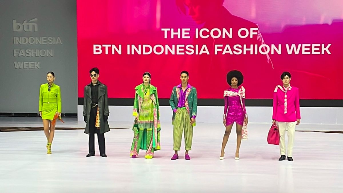 Indonesia Fashion Week 2025 Resmi Dibuka, Hadirkan 200 Desainer Lokal dengan Tema Ronakultura Jakarta