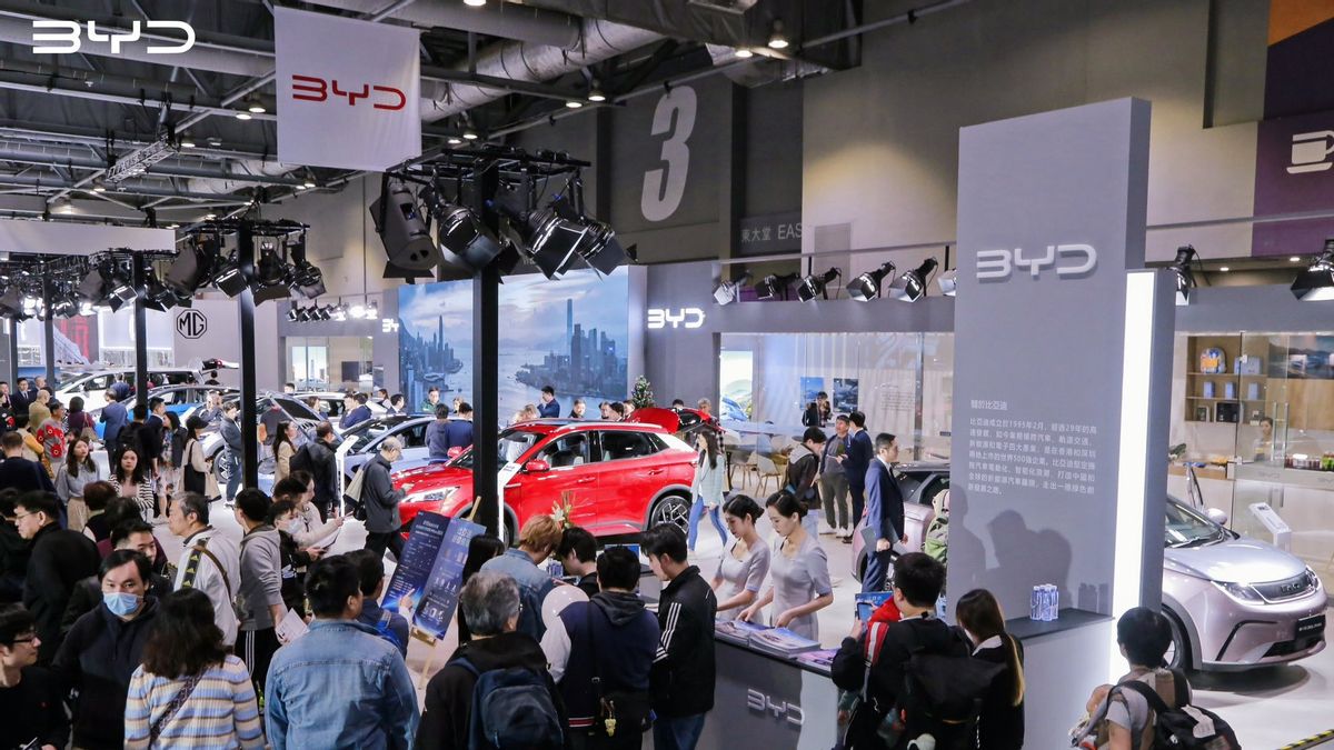 Chinese Brand Starts Mastering The World Automotive Market, Japan Bites Finger?
