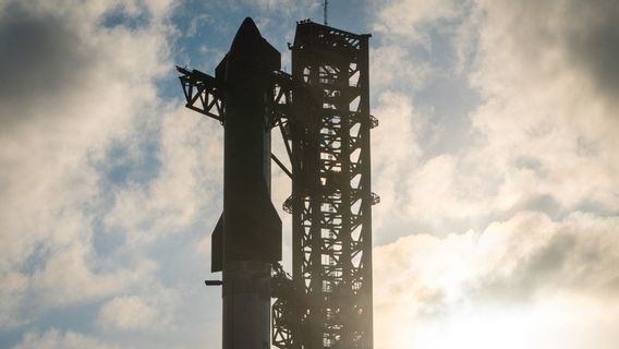 第6回宇宙船テストタイトル、スペースXは土壇場でブースター着陸を変更する