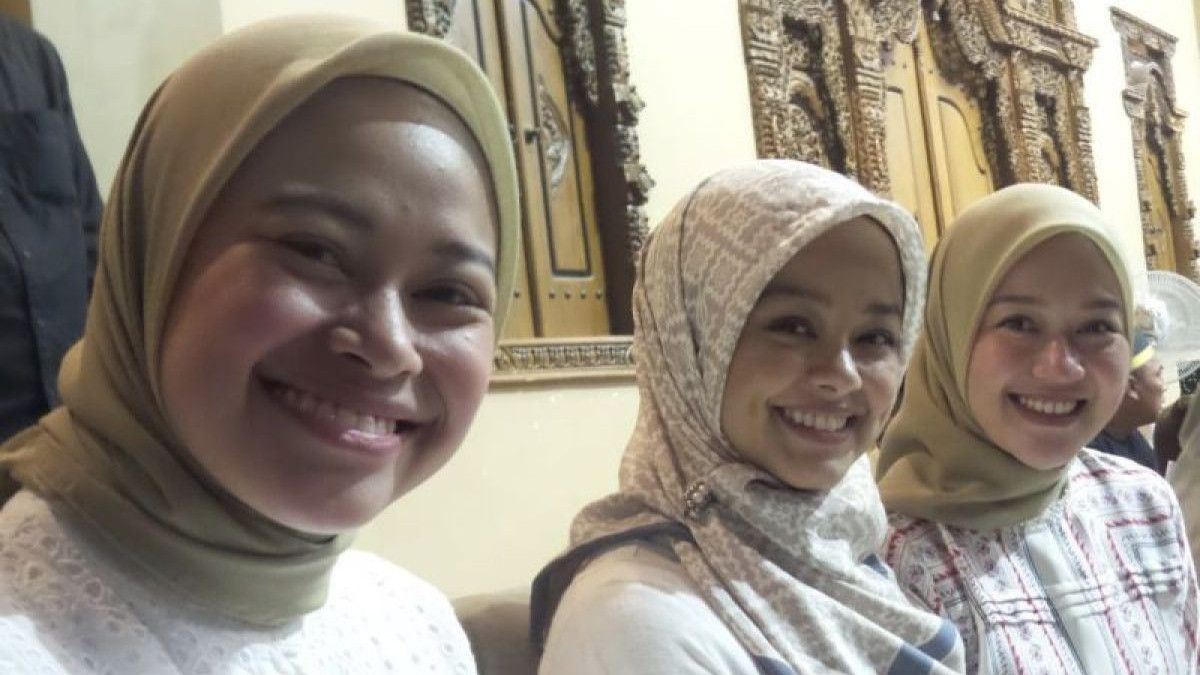 Les filles de Cak Imin mobilisent une génération de jeunes pour devenir politiquement plus politiques