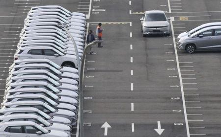 Ini Penyebab Stagnasi Pasar Mobil Baru Menurut Riset LPEM UI