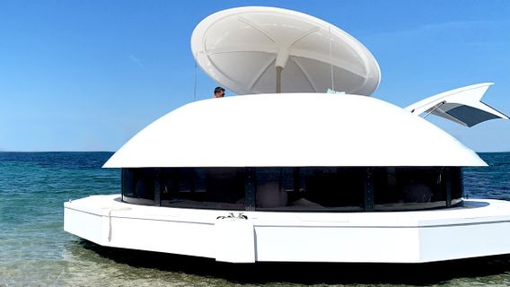 Inspired By James Bond, This Floating Hotel Is Worth A Try For Marine Tourism Lovers