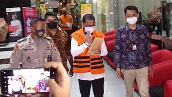 Lewat Sekda Kota Ambon, KPK Cari Tahu Penghasilan Wali Kota Richard Louhenapessy