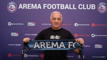 مرسوم PSSI بتوديع مدرب فريق Arema FC