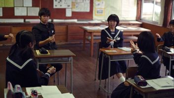 Committing Fornication, 273 Teachers In Japan Are Prohibited From Re-Teaching