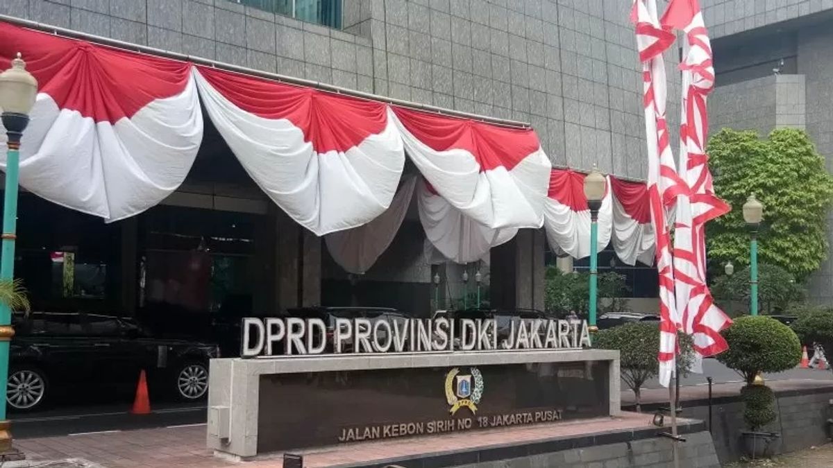 Sepakat UMP Jakarta 2023 Jadi Rp4,9 Juta, DPRD DKI Nilai Sudah Akomodasi Buruh dan Pengusaha  