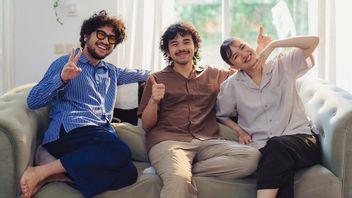 クント・アジがシングル・ロナ・メラ・スカイを通して愛の正常化のリスナーを招待する