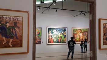 由泰国僧侣揭幕，17位马格朗-日惹艺术家在婆罗浮屠寺地区举办展览