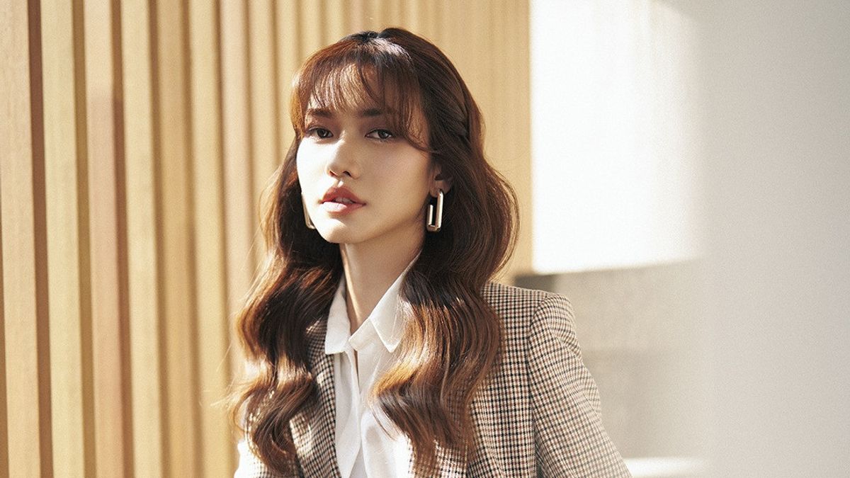 由Yovie Widianto制作,Elma Dae More Melayu in the Most Beautiful Love Song