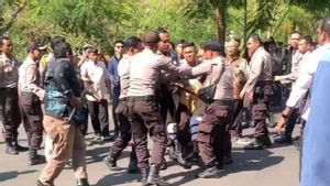 BKBH Unram NTB Beri Pendampingan Hukum Demonstran Mahasiswa Jadi Korban Penganiayaan Satpam dan Petugas Kampus
