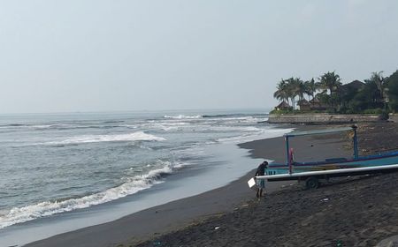 Waspada, BBMKG  Keluarkan Peringatan Dini Gelombang hingga 4 Meter di Selatan Bali