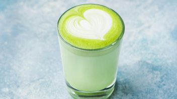 The Idea Of Mixed Coconut Water Matcha Drinks, Economy And Energy Adding