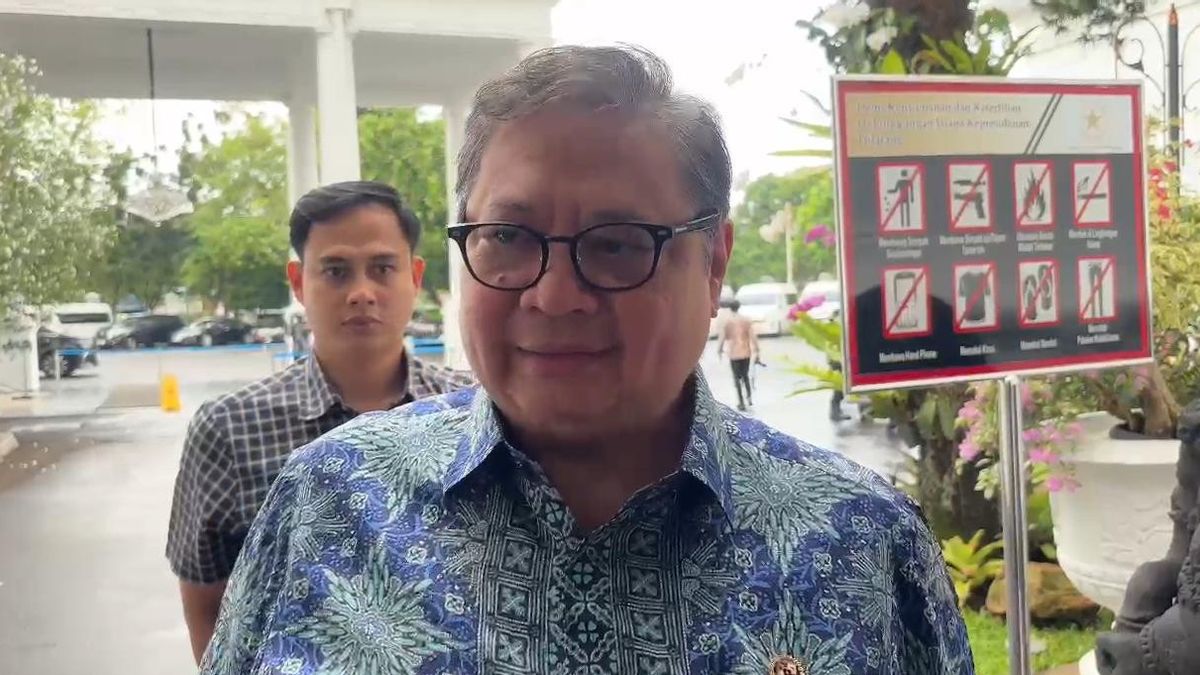 Airlangga Says Rupiah Weakened by 5 Percent, Economic Fundamentals Still Strong