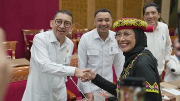 DPR RI Setujui Penulisan Ulang Sejarah Indonesia, Fokus pada Perspektif Indonesia-Sentris