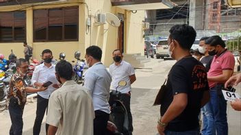 L’équipe Jatanras Arrête Un Tueur De Fonctionnaires En Fuite à Palembang Qui A été Enterré Par La Méthode Du Ciment