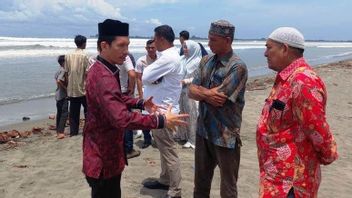 Pansus DPRA Telusuri Pencemaran Lingkungan Tumpahnya Batu Bara di Laut Aceh Barat
