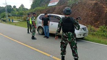 Avant Gawai Dayak, Tni Razia empoisonné de la circulation à la frontière entre la Malaisie et l’Indonésie empêche l’entrée dans le ciel