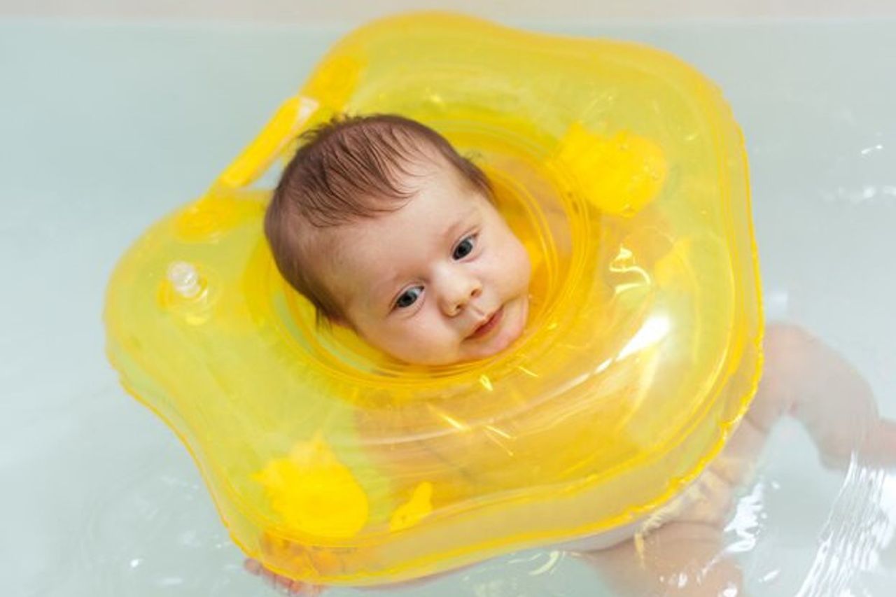 Reasons For Babies To Be Prohibited From Using Neck Shelters, From Injury To Death