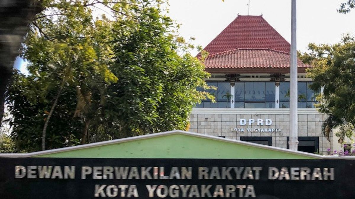 Yogyakarta Proposes Raperda To Strengthen Role Of Modern Stores To Develop SMEs