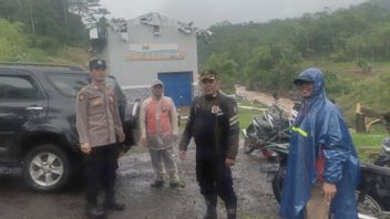 Power Plant Pipes In Garut Jabar Bocor, Duga Police As A Result Of Land Shift