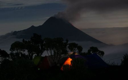 Gunung Merapi Luncurkan 68 Kali Awan Panas Guguran dalam Sepekan