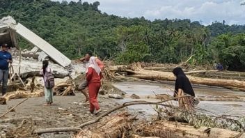 Le gouvernement a déclaré que 80 pourcent des zones sinistrées de Sumatra étaient propres au boue