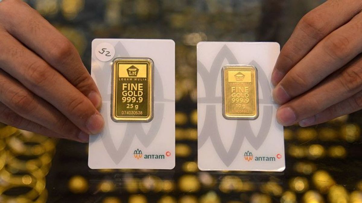 Naik Ceban, Harga Emas Antam Hari Ini Dibanderol Rp1,345 Juta per Gram