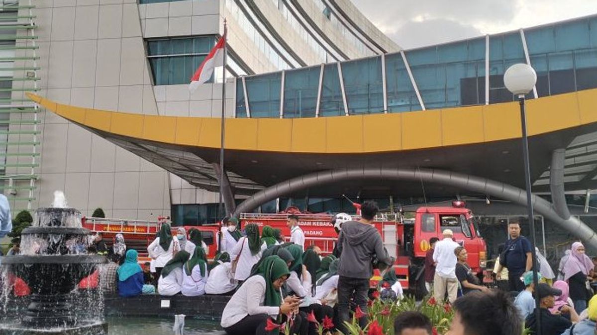Explosion At Semen Padang Hospital, 2 People Reportedly Injured