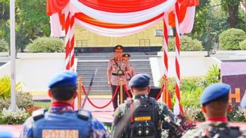 Listyo Sigit a dirigé la cérémonie de la Lutte contre la police à Surabaya
