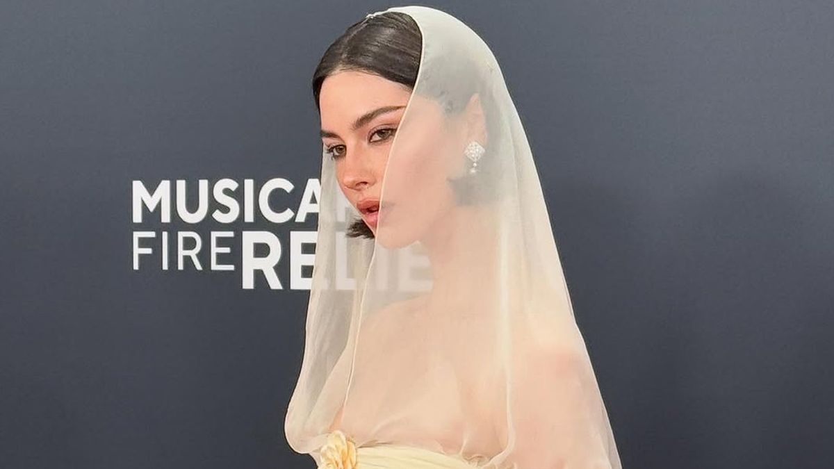 Belum Pulih dari Sakitnya, Gracie Abrams Batalkan Dua Pertunjukan di Inggris