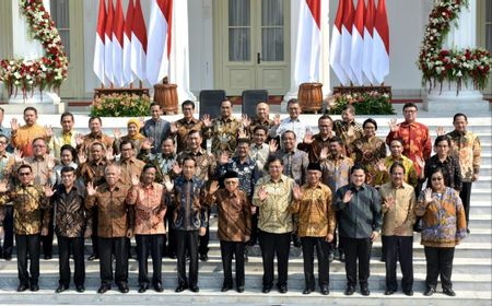 Maju Pilkada 2024, Menteri Asal PDIP Pramono Anung dan Risma Mundur dari Kabinet Jokowi