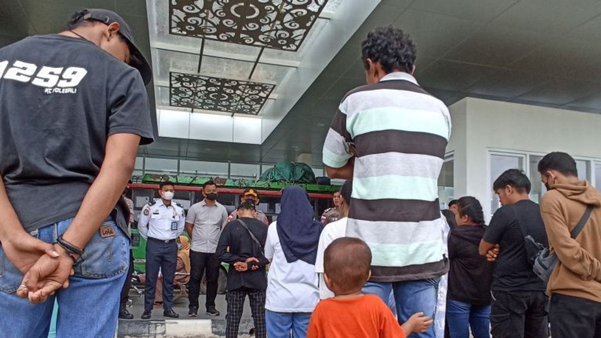 数百名印尼公民在马来西亚移民拘留中心立即返回